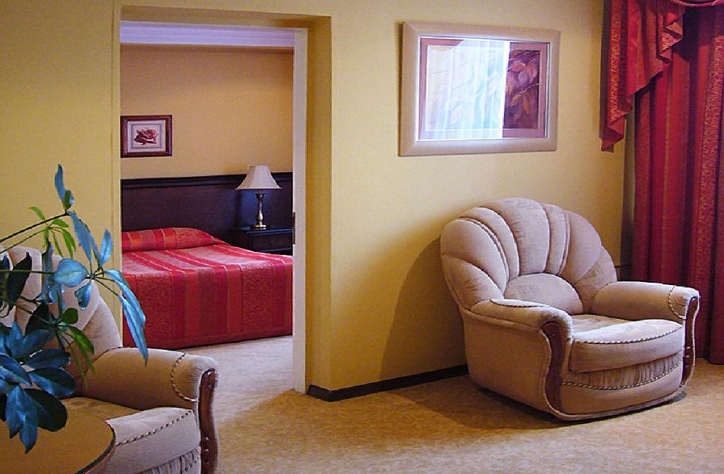 rooms-suite-of-30-sq-m