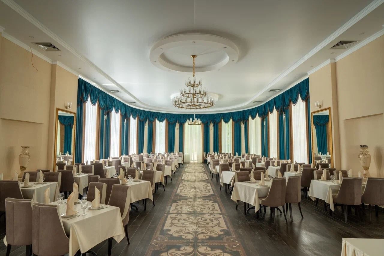 restaurants-restaurant