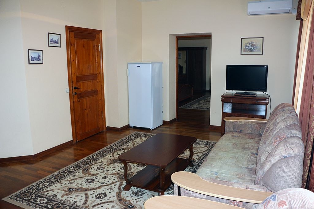 rooms-2room-suite-with-sauna