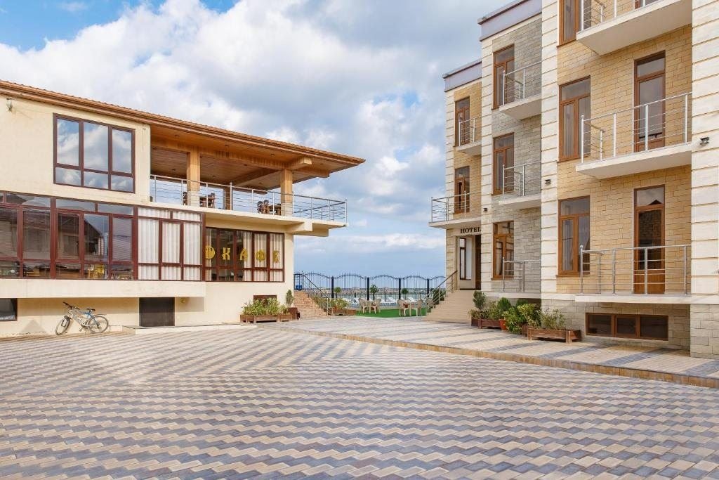 general-main-building