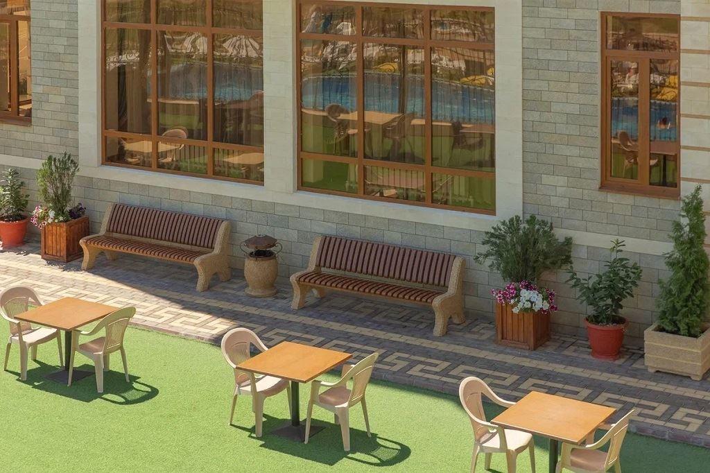 general-main-building