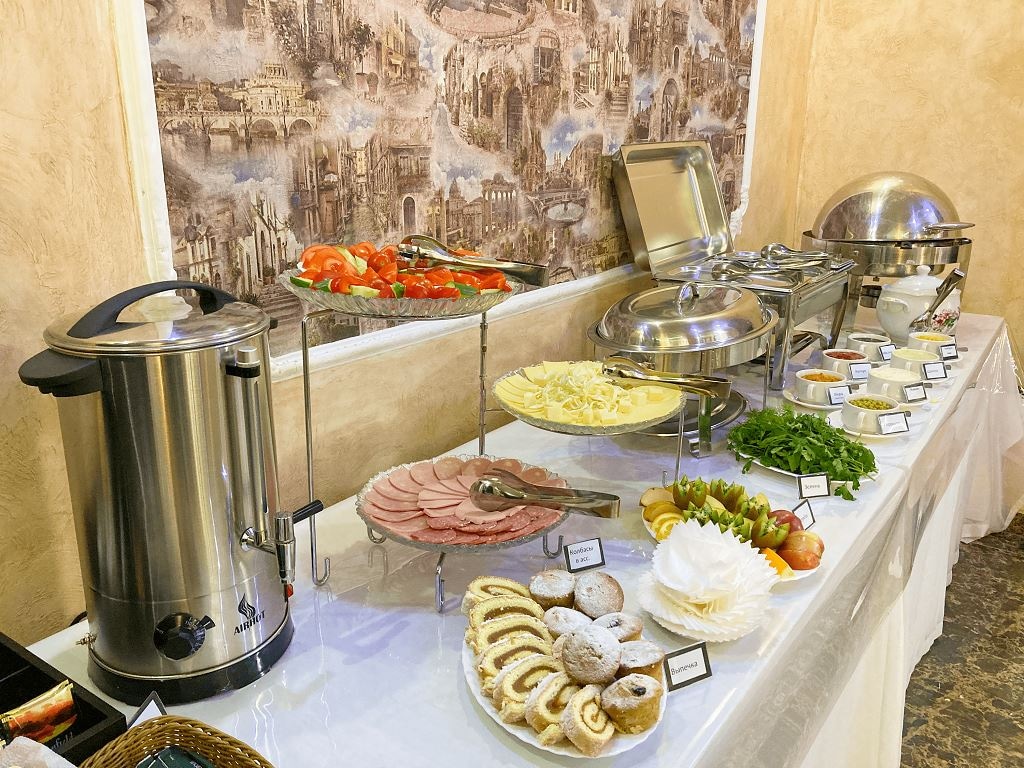 restaurants-restaurant