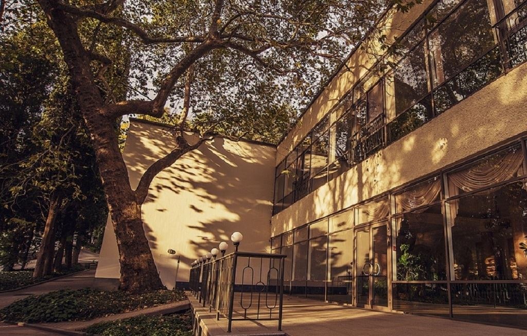 general-main-building