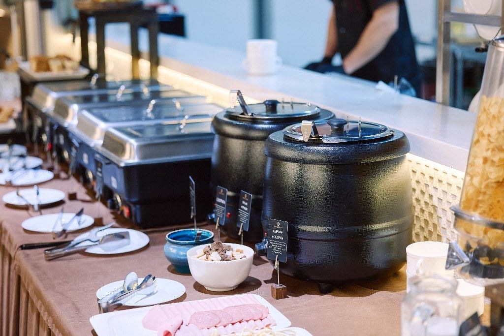 restaurants-restaurant