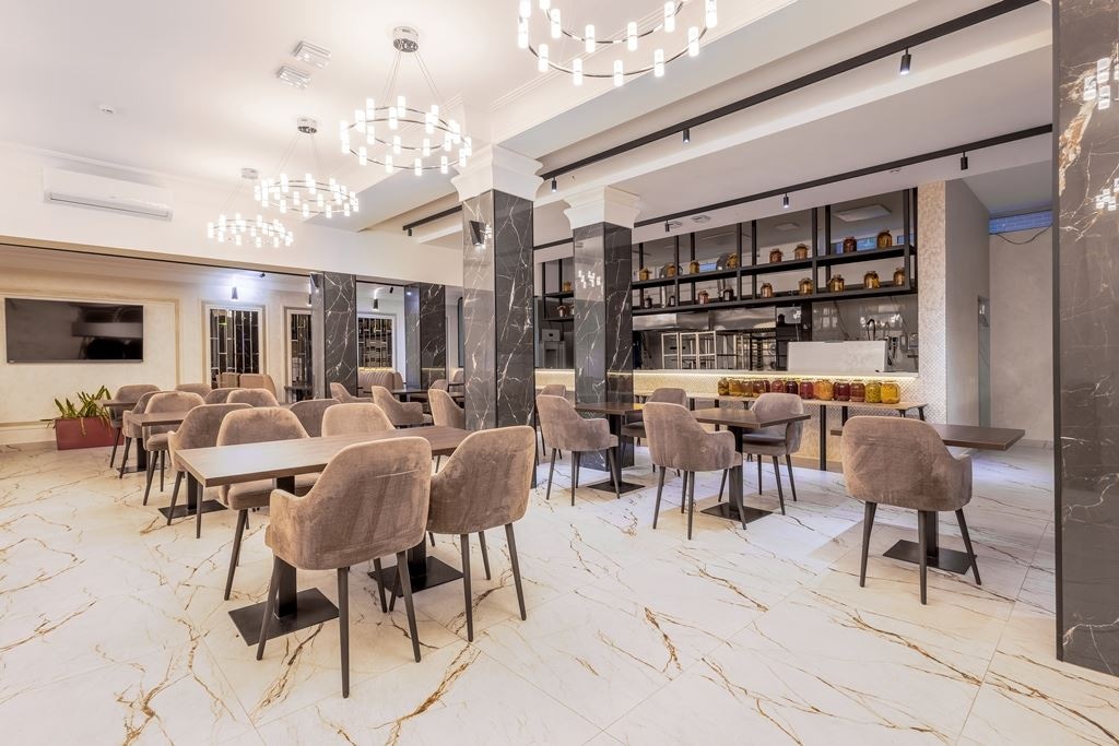 restaurants-restaurant