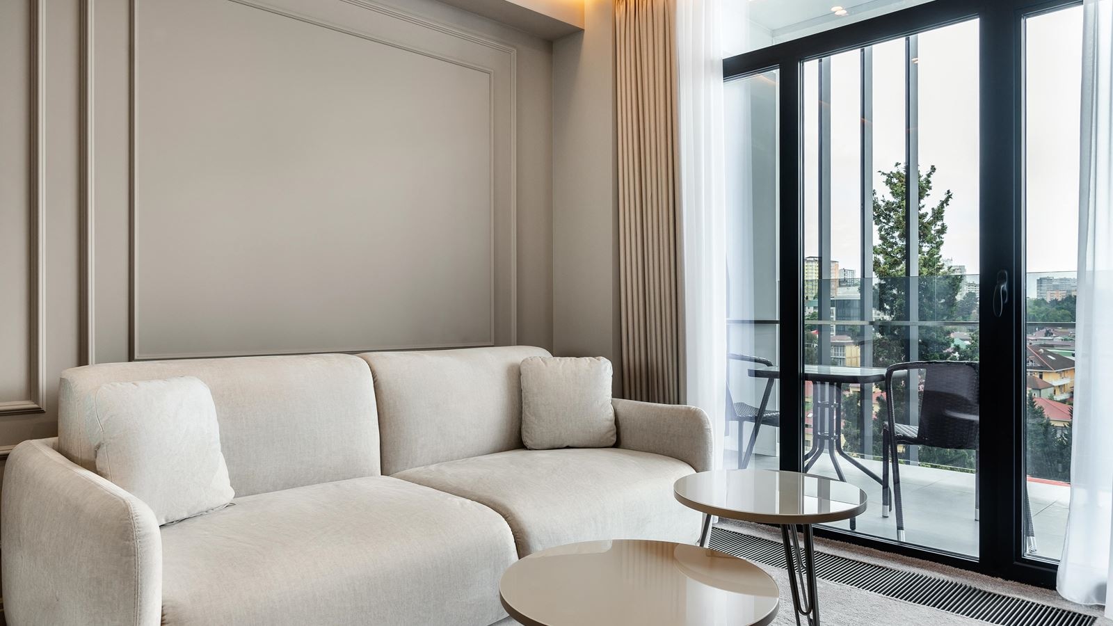 rooms-polulux-vid-na-more