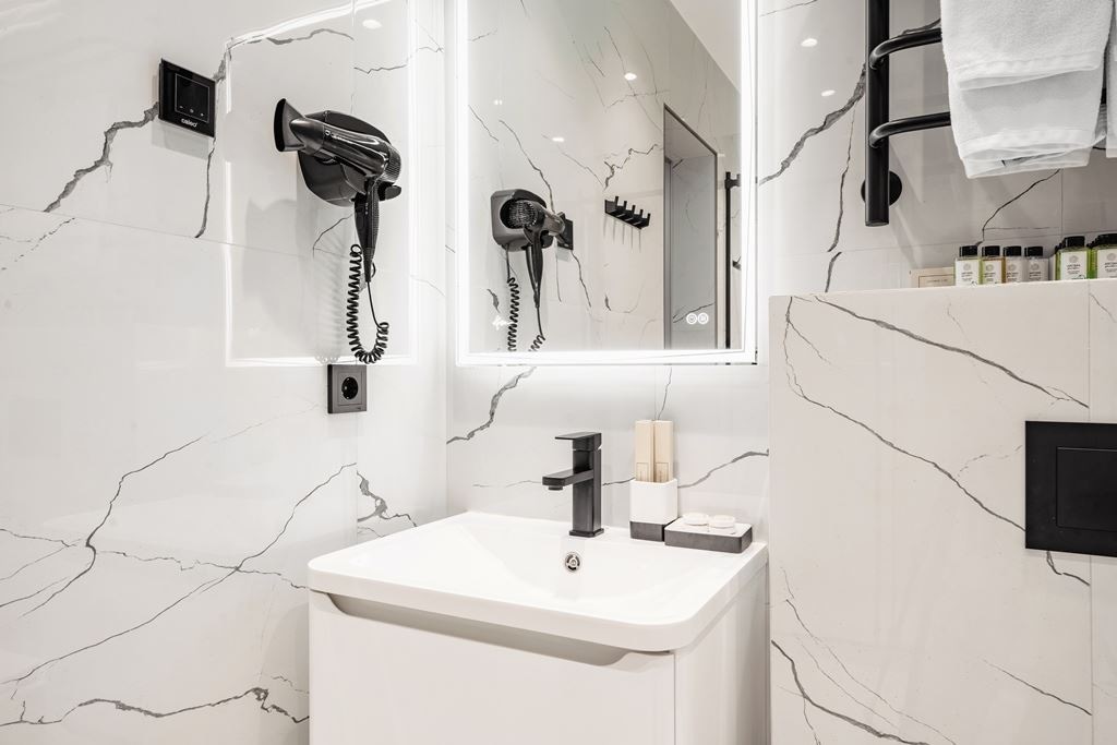 rooms-polulux-c-kuhnei-terrasa