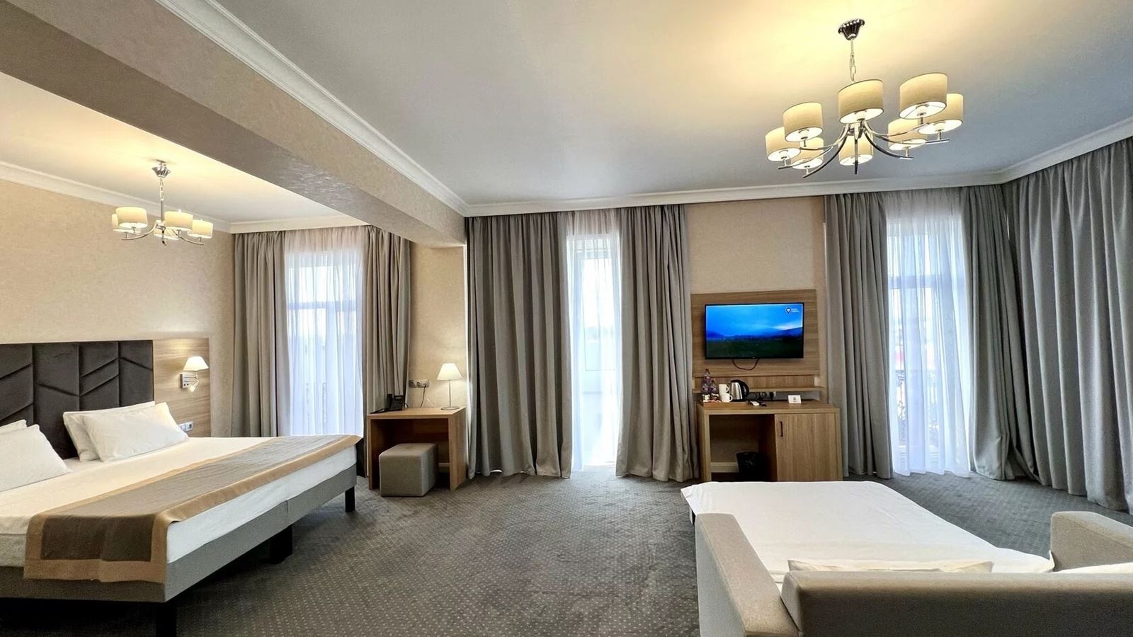 rooms-junior-suite-plus