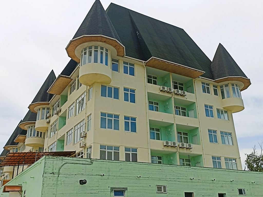 general-main-building