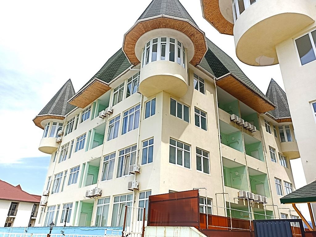 general-main-building