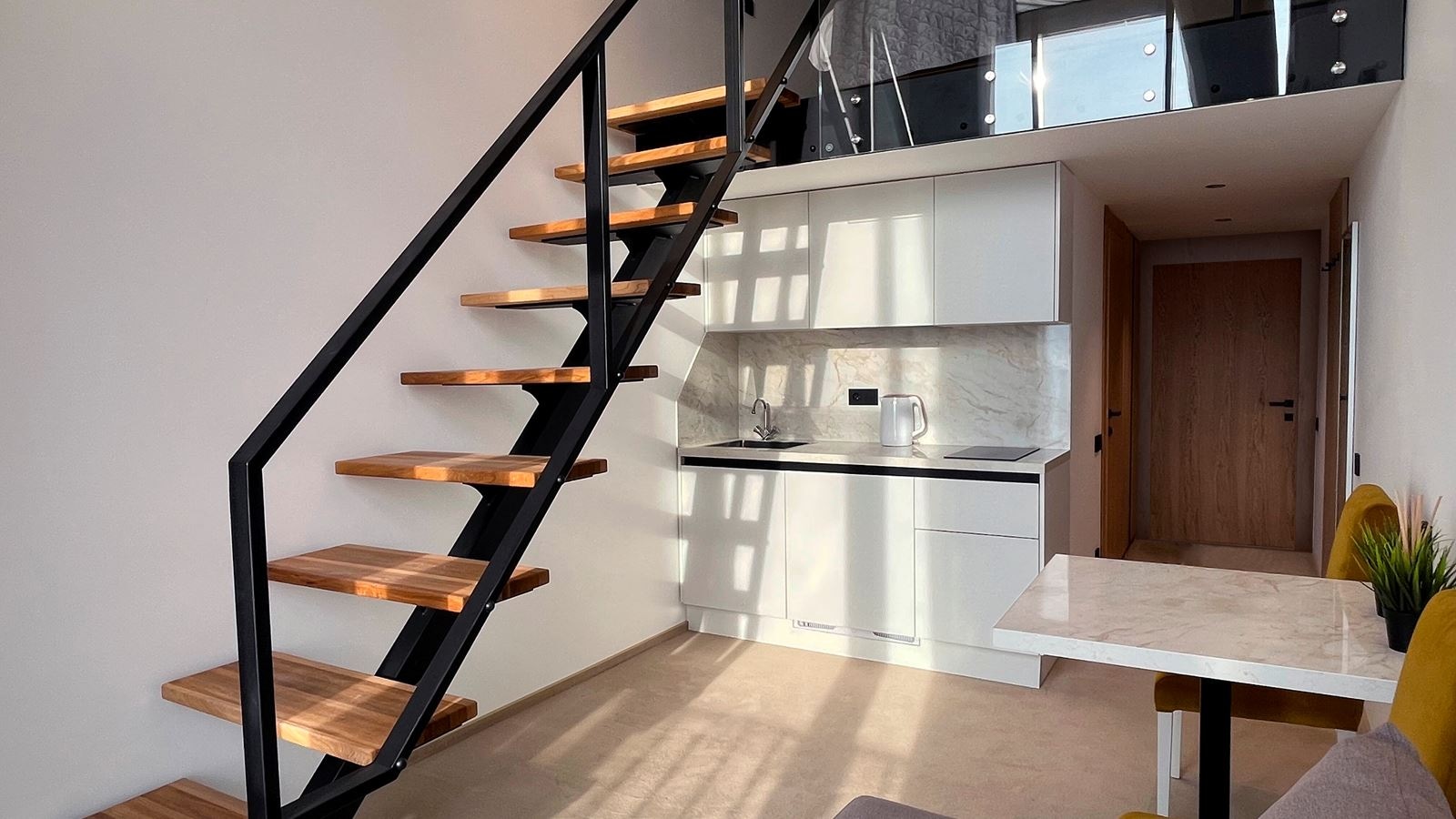 rooms-4-mest-apart-2-urovnevye-klassik