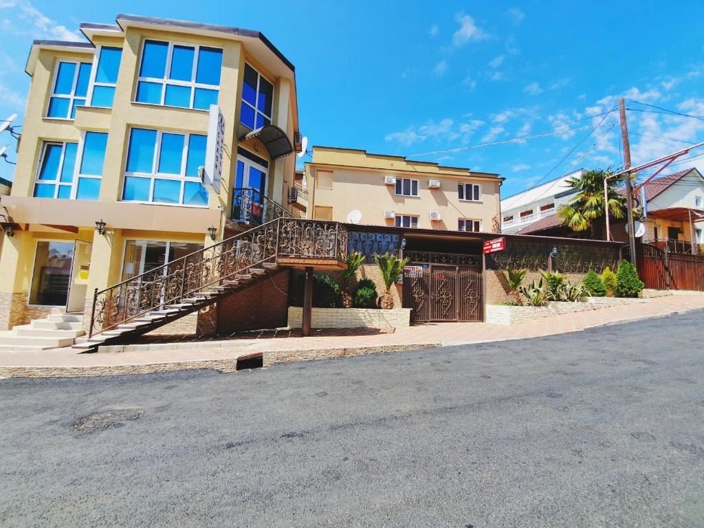 general-main-building