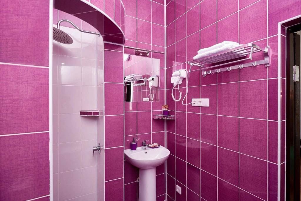 rooms-triple-balcony