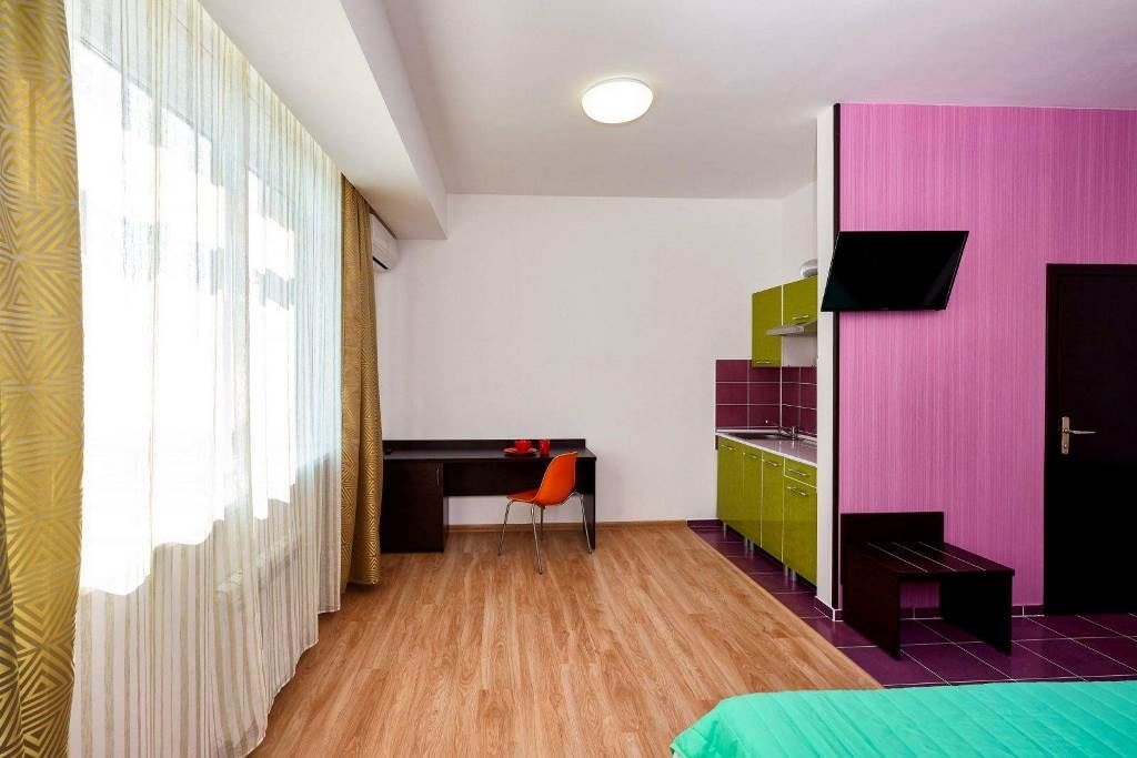 rooms-triple-balcony