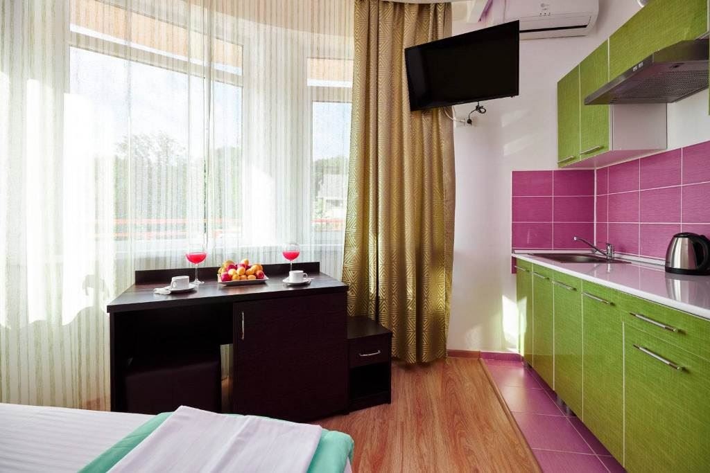 rooms-deluxe-balcony