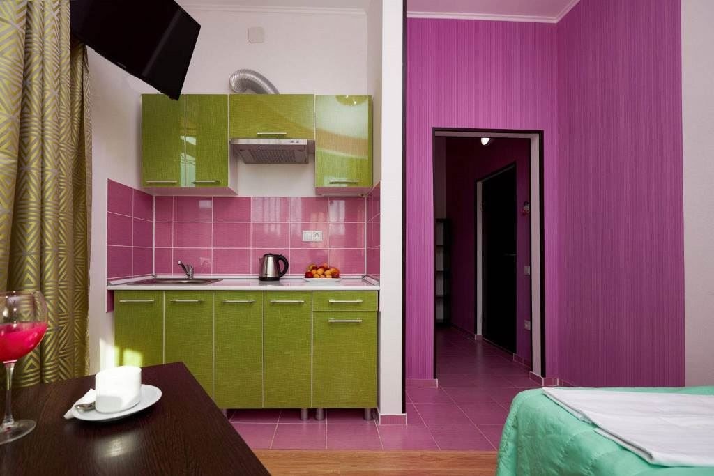 rooms-deluxe-balcony