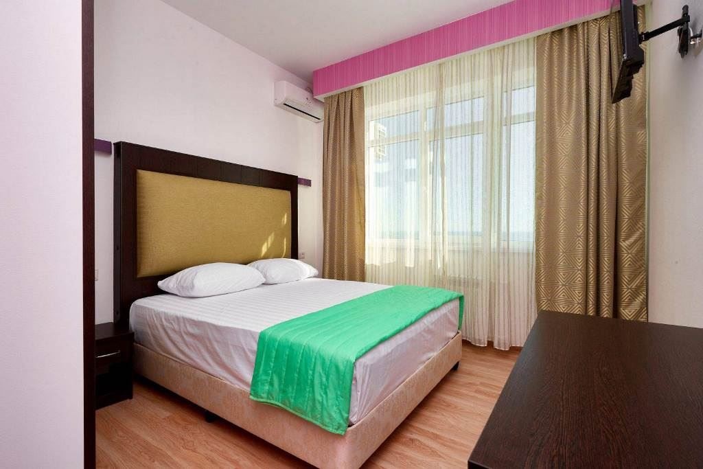 rooms-standart-balcony-twin-or-double