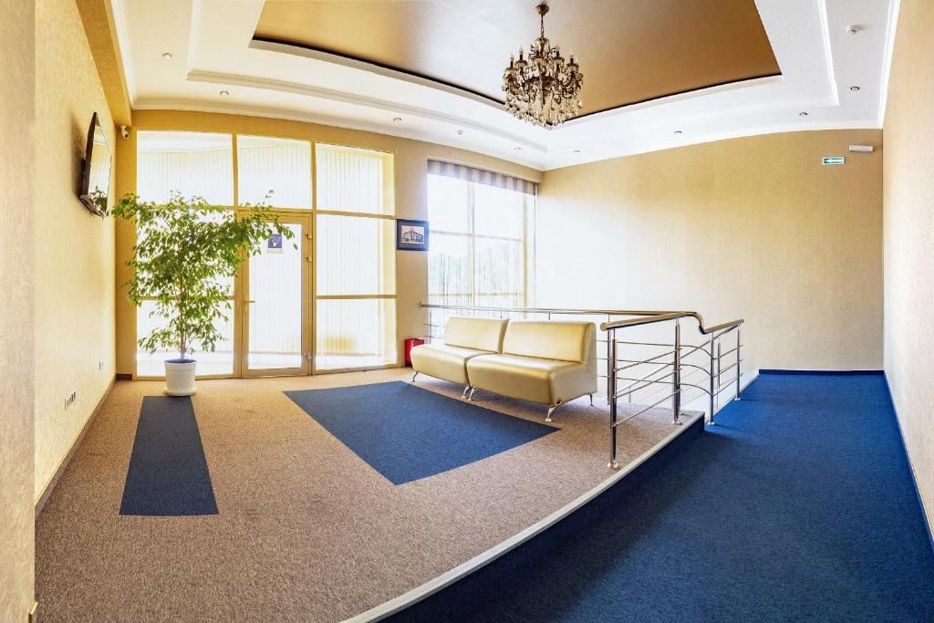 general-main-building