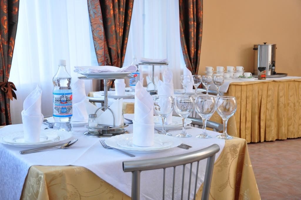 restaurants-обеденный-зал