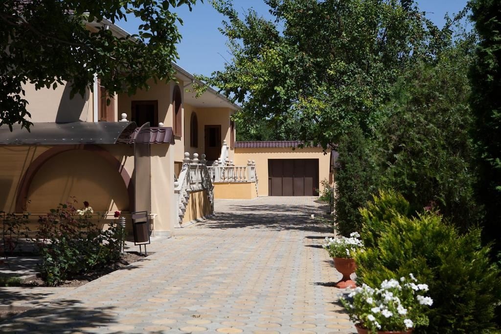 general-main-building