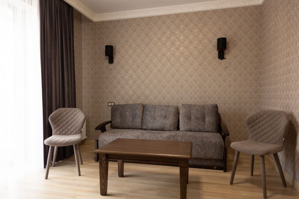 rooms-3хместный-luxe-с-балконом