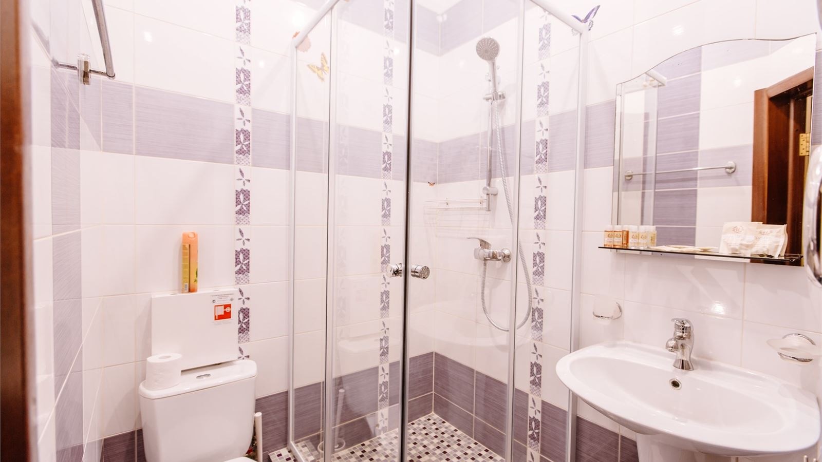 rooms-стандартный-двухместный-номер-без-балкона