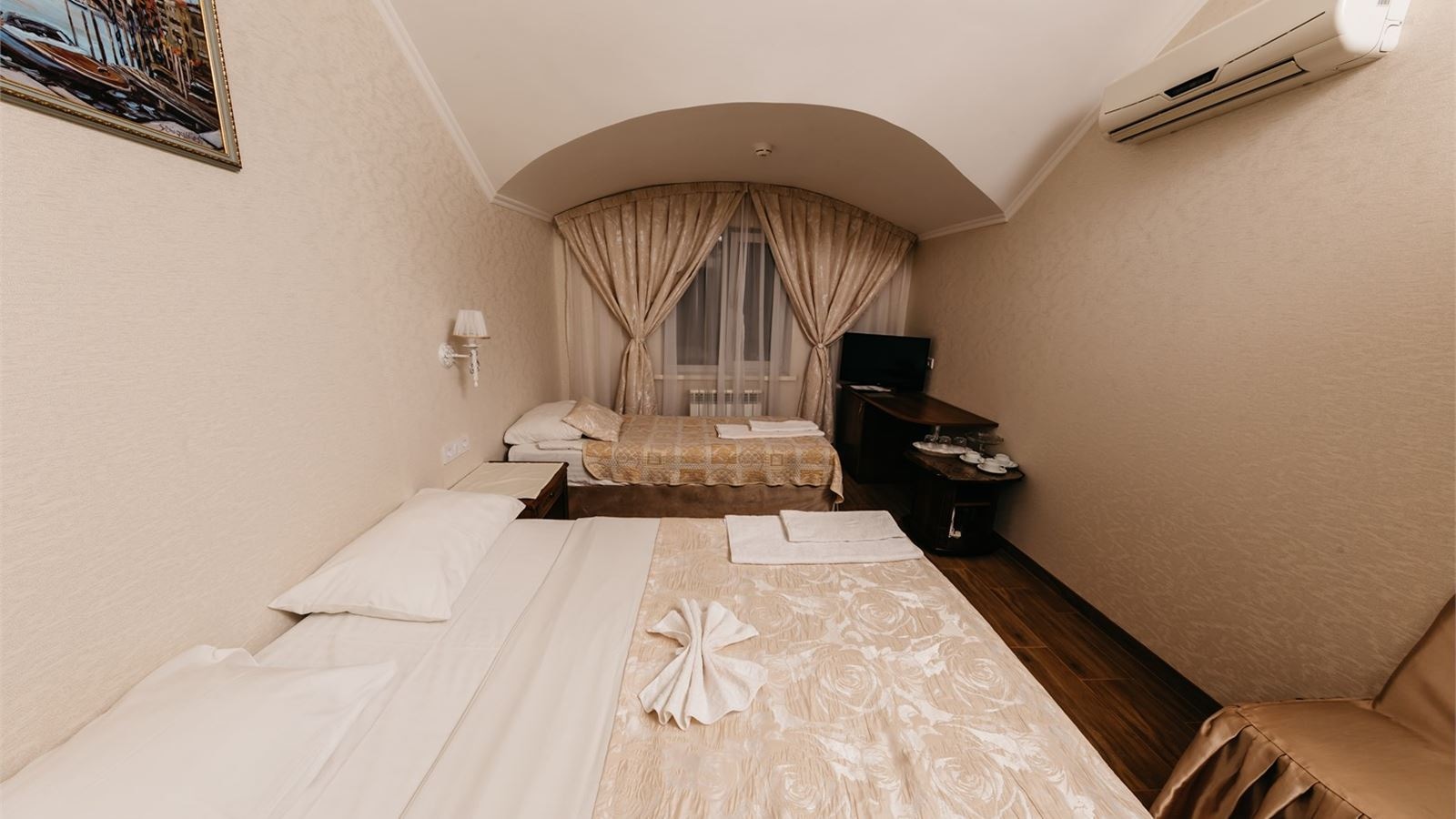 rooms-трехместный---номер-комфорт-без----балкона