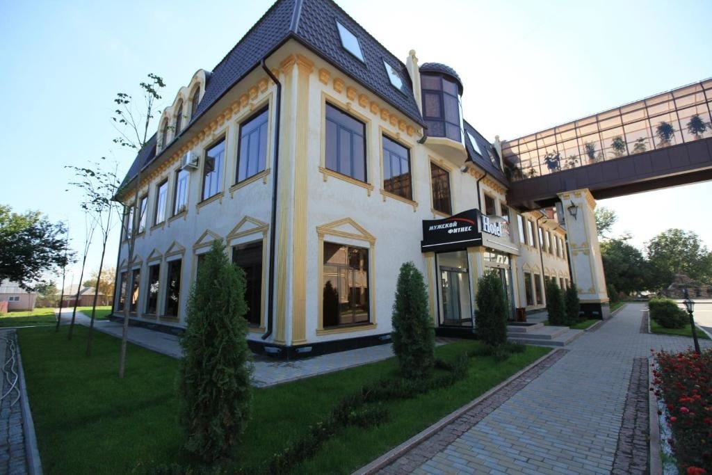 general-main-building