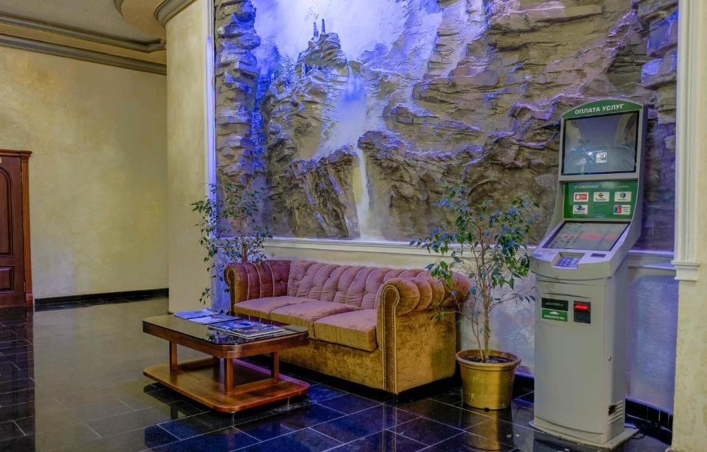 general-main-building