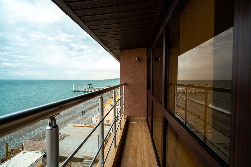 rooms-standart-with-balcony-and-sea-weiu