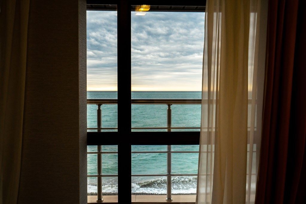 rooms-standart-with-balcony-and-sea-weiu