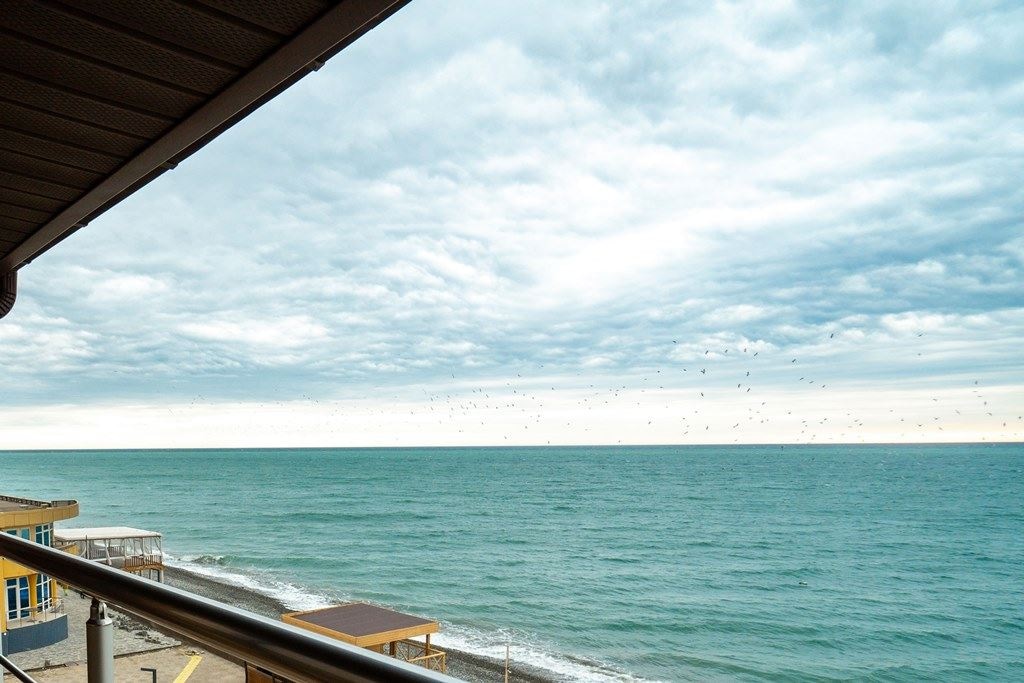rooms-standart-with-balcony-and-sea-weiu
