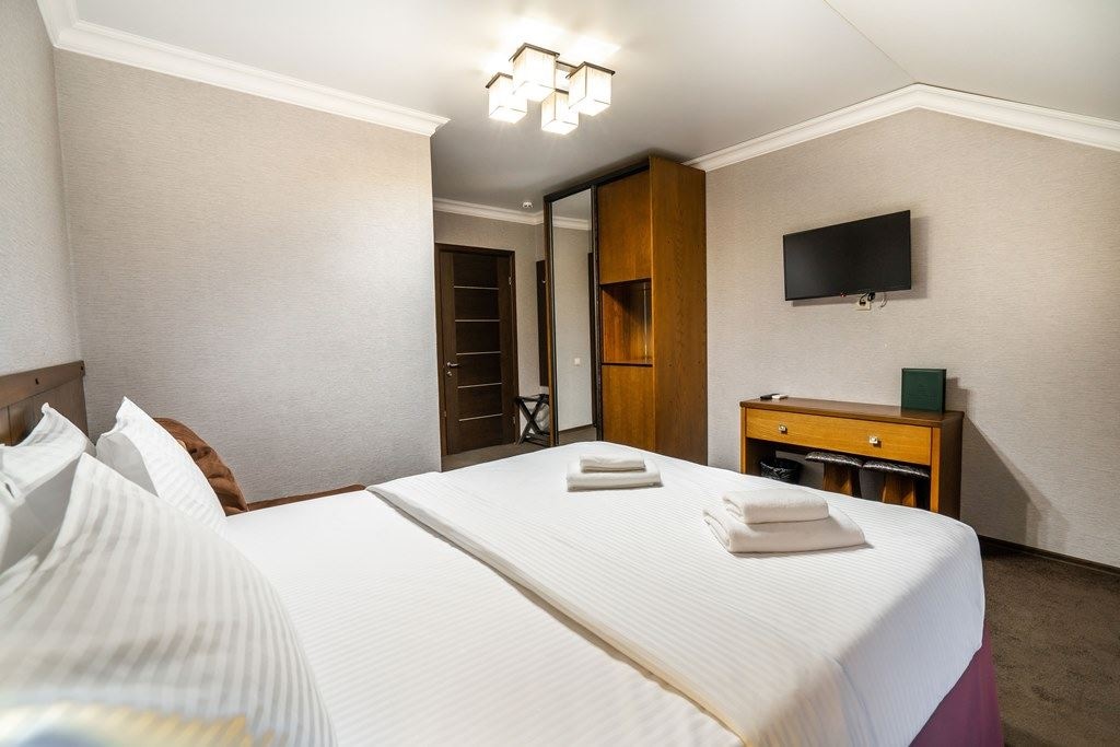 rooms-standart-with-balcony-and-sea-weiu