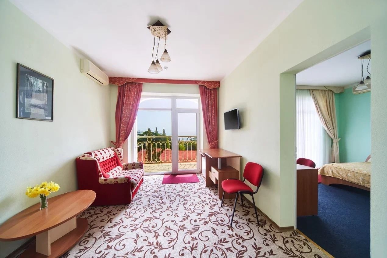 rooms-двухкомнатный-люкс-море