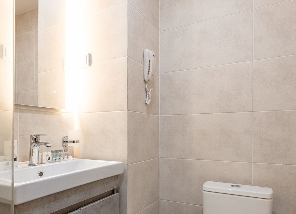 rooms-triple-with-balciny