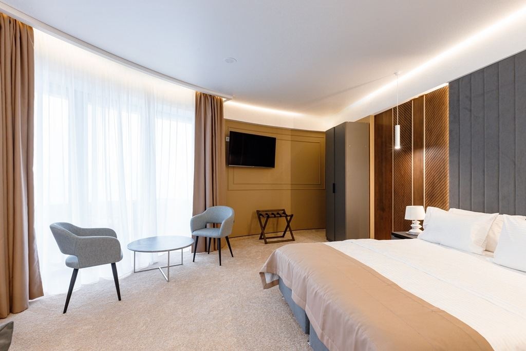 rooms-sinjor-with-balcony