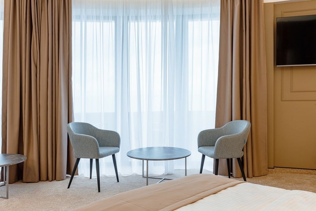 rooms-sinjor-with-balcony