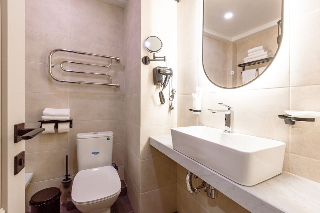 rooms-sinor-with-balcony-with-sea