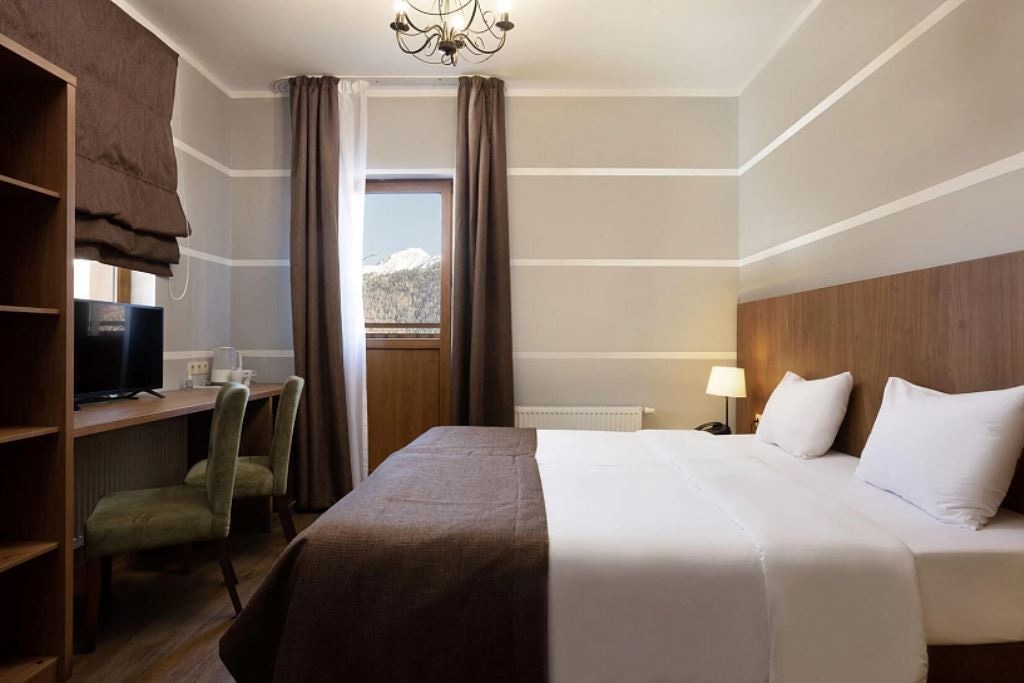 rooms-standart-club-balcony-twindbl