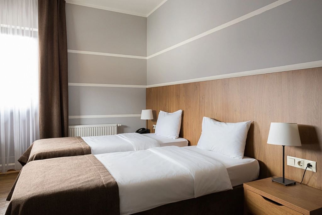 rooms-standart-club-balcony-twindbl