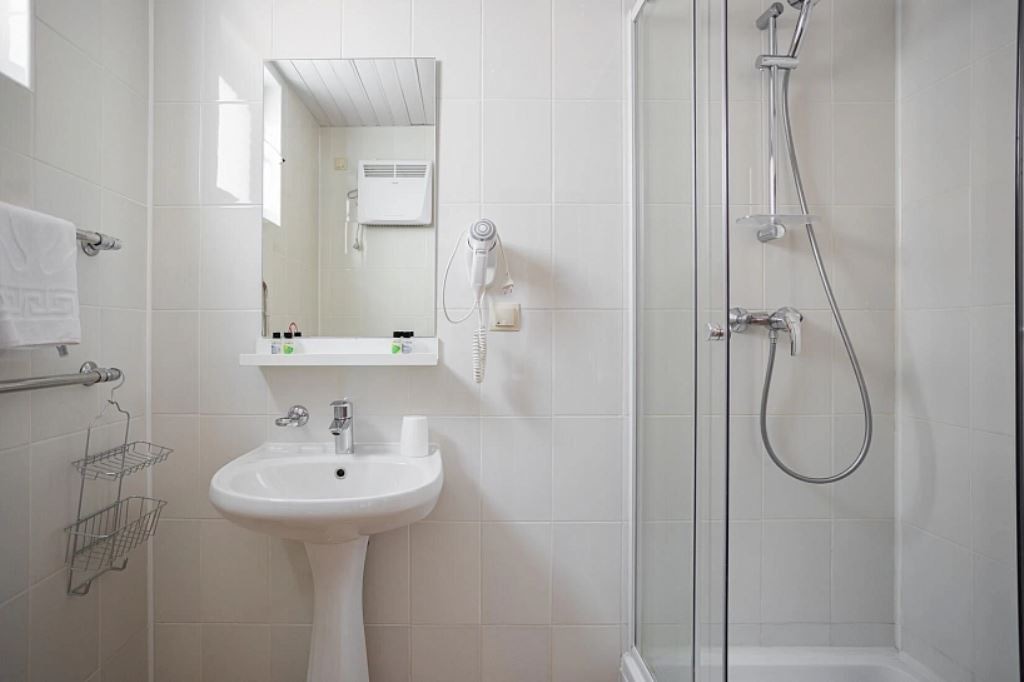 rooms-standart-club-balcony-twindbl