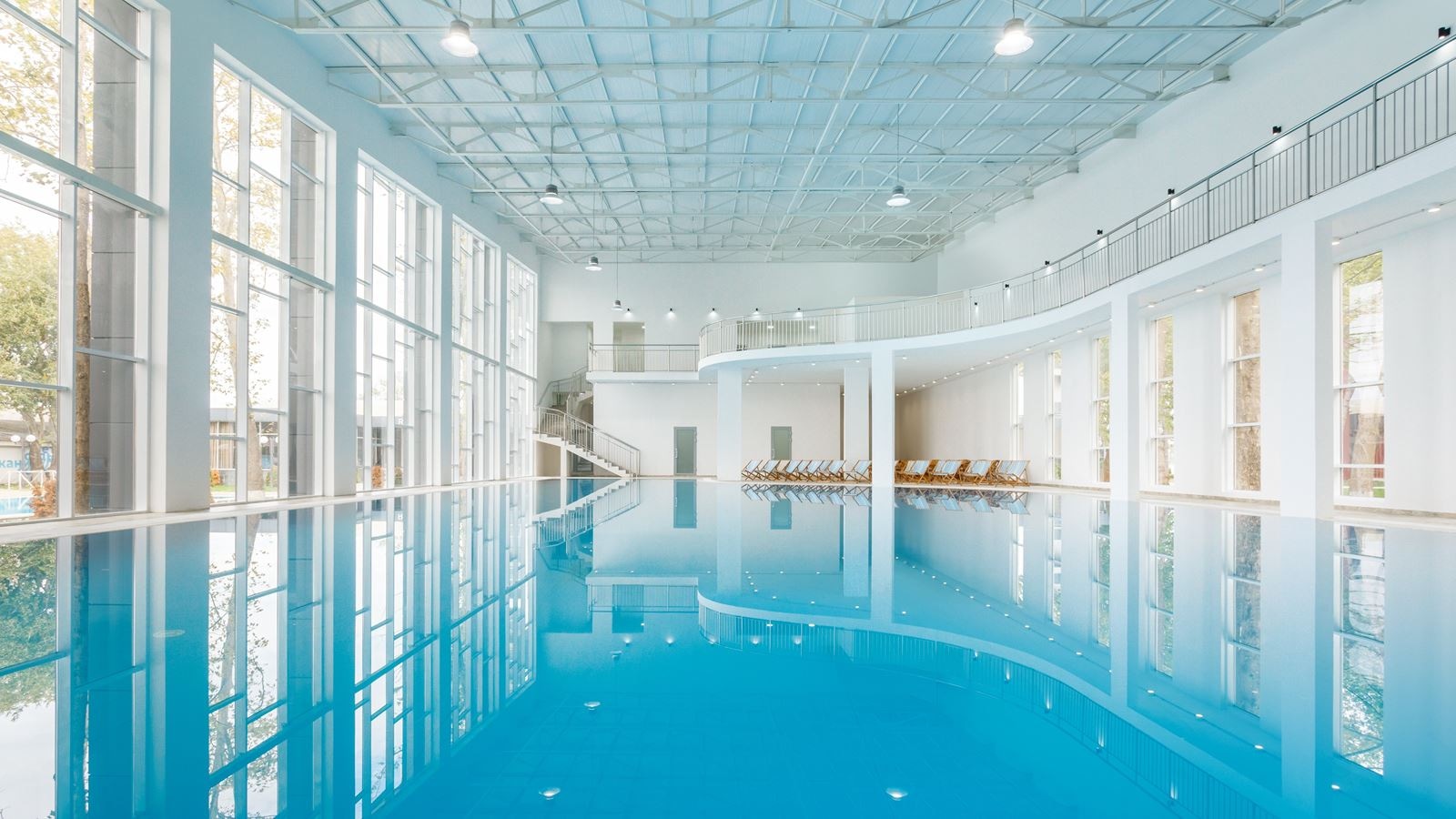 pools-indoor-pool