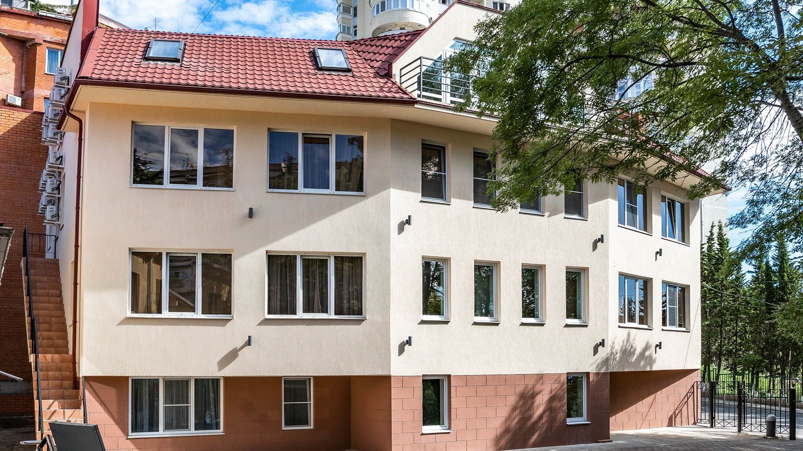 general-main-building