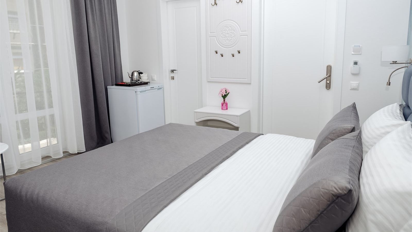rooms-стандарт-двухместный-первой-категории-double-mountainland-view