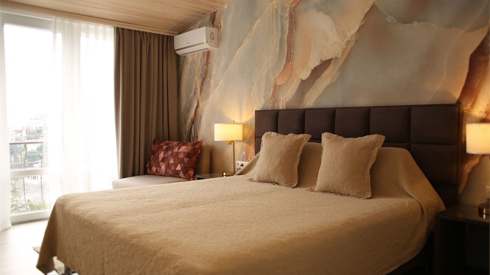 rooms-стандарт-двухместный-первой-категории-без-дополнительного-места-mountainland-view