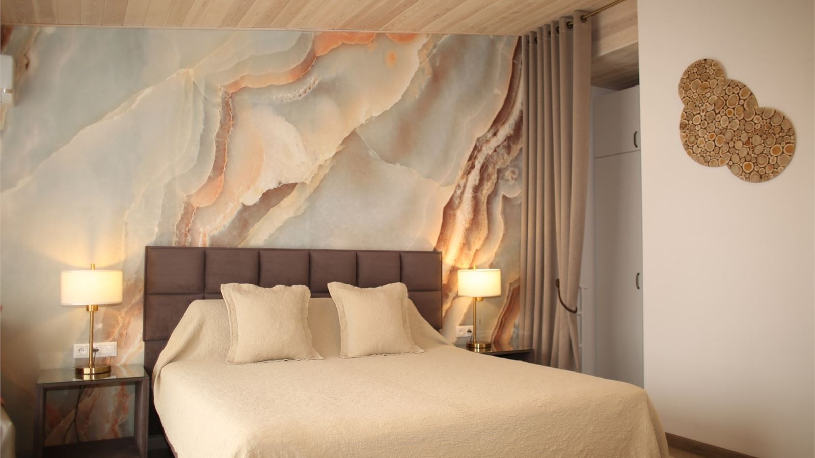 rooms-стандарт-двухместный-первой-категории-без-дополнительного-места-mountainland-view