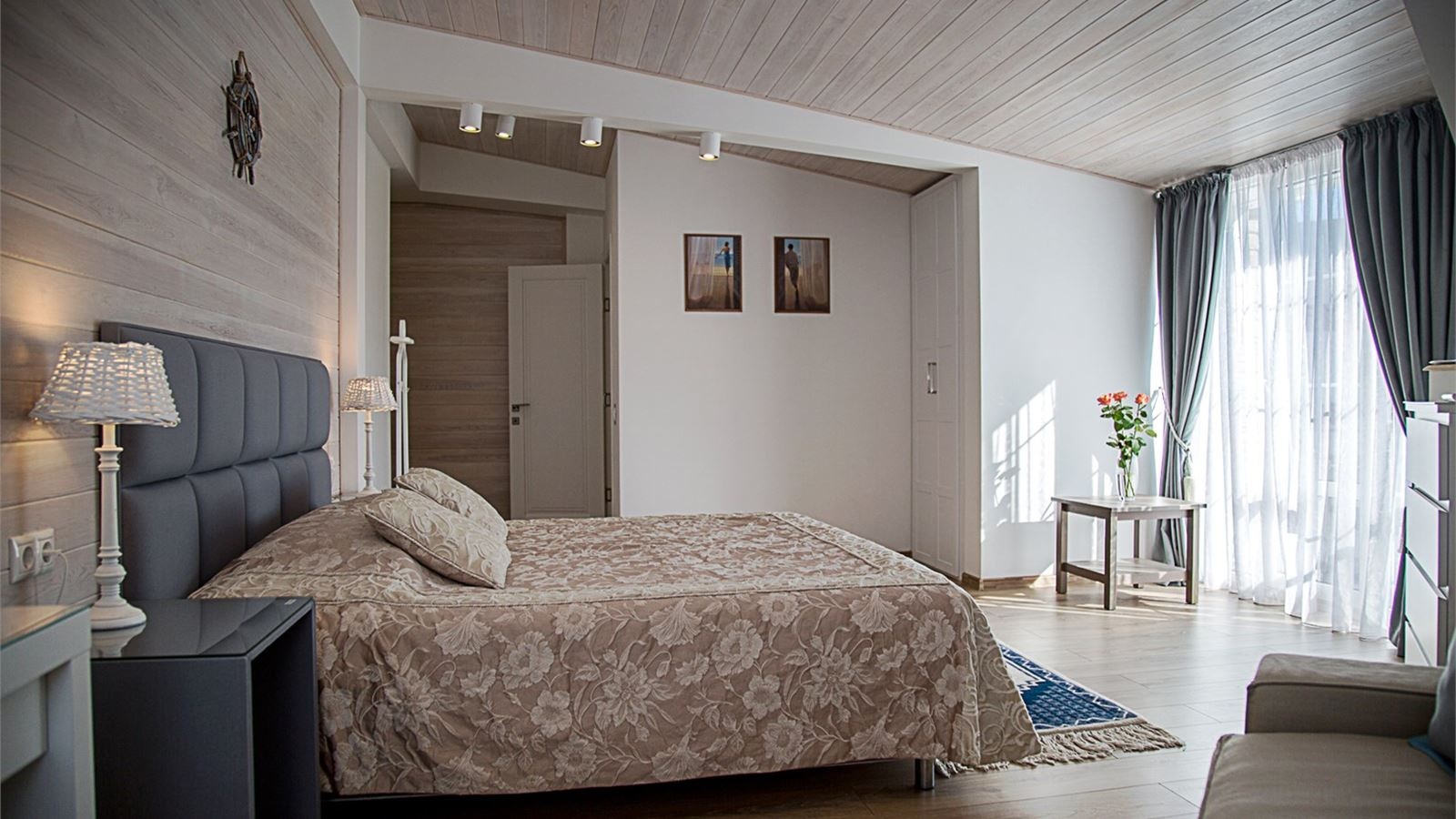 rooms-улучshенный-стандарт-первой-категории-sea-view-plus
