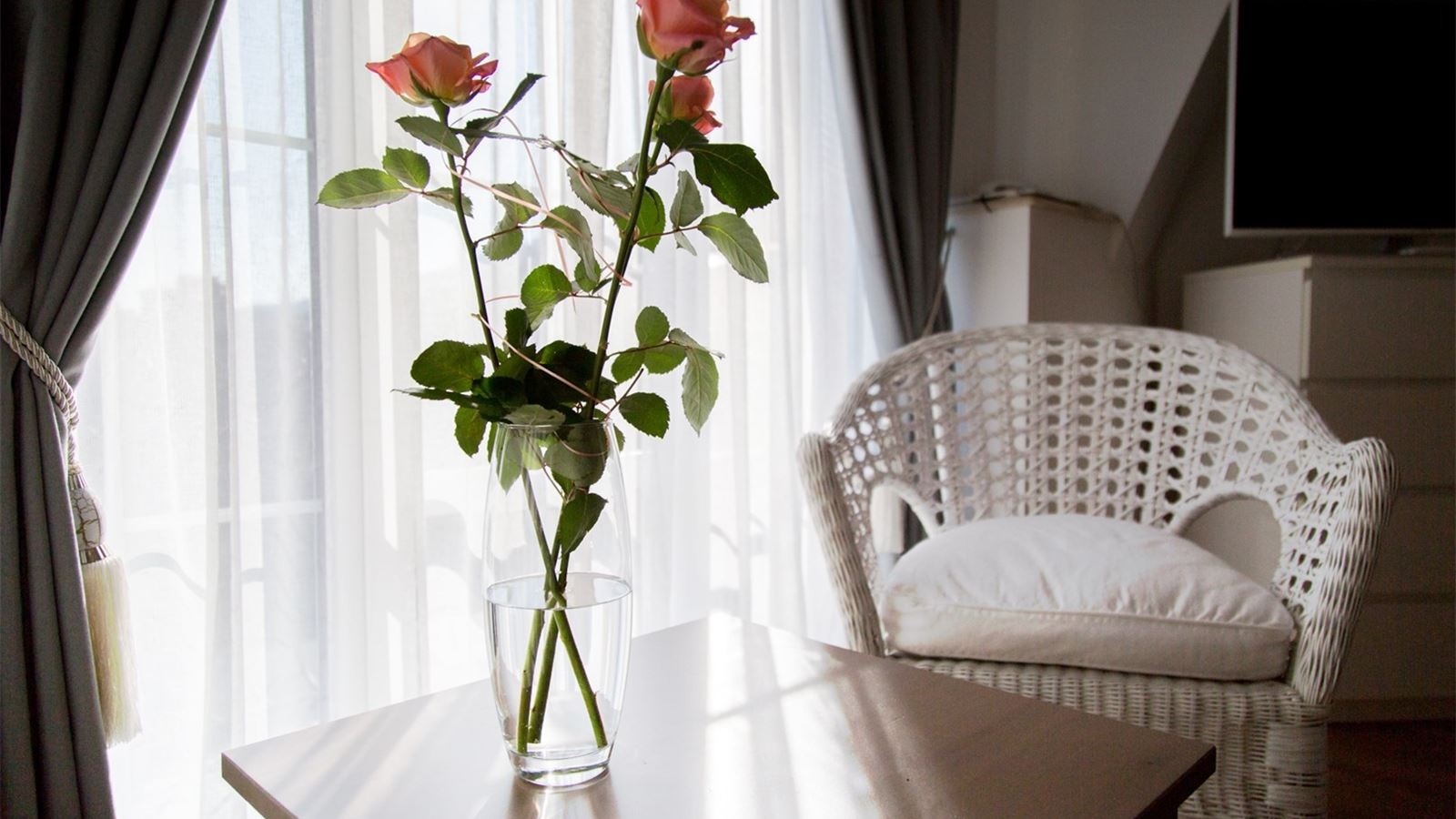 rooms-улучshенный-стандарт-первой-категории-sea-view-plus