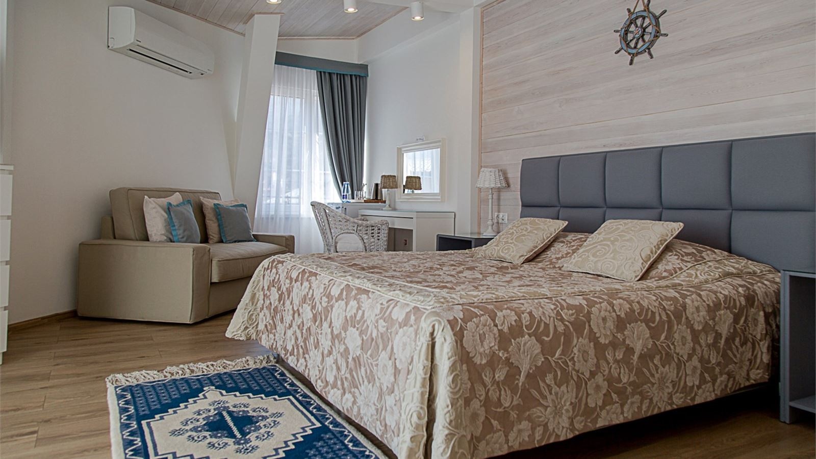 rooms-улучshенный-стандарт-первой-категории-sea-view-plus