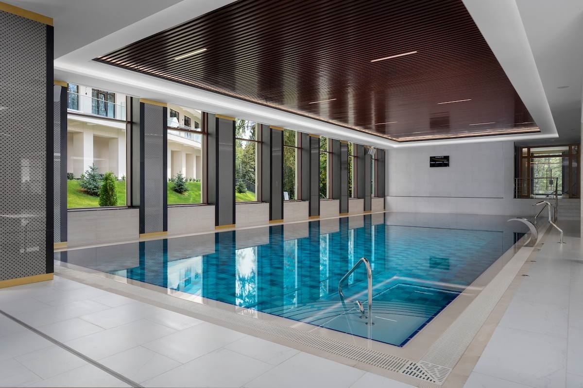 pools-indoor-pool
